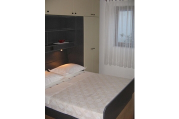 Croatia Privát Mastrinka, Exterior